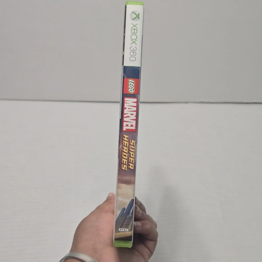 LEGO Marvel Super Heroes Xbox 360 Game CIB